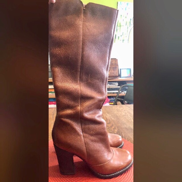 BCBG Doris Stacked Heeled Boot w/zip brown sz9.5 - Picture 3 of 8